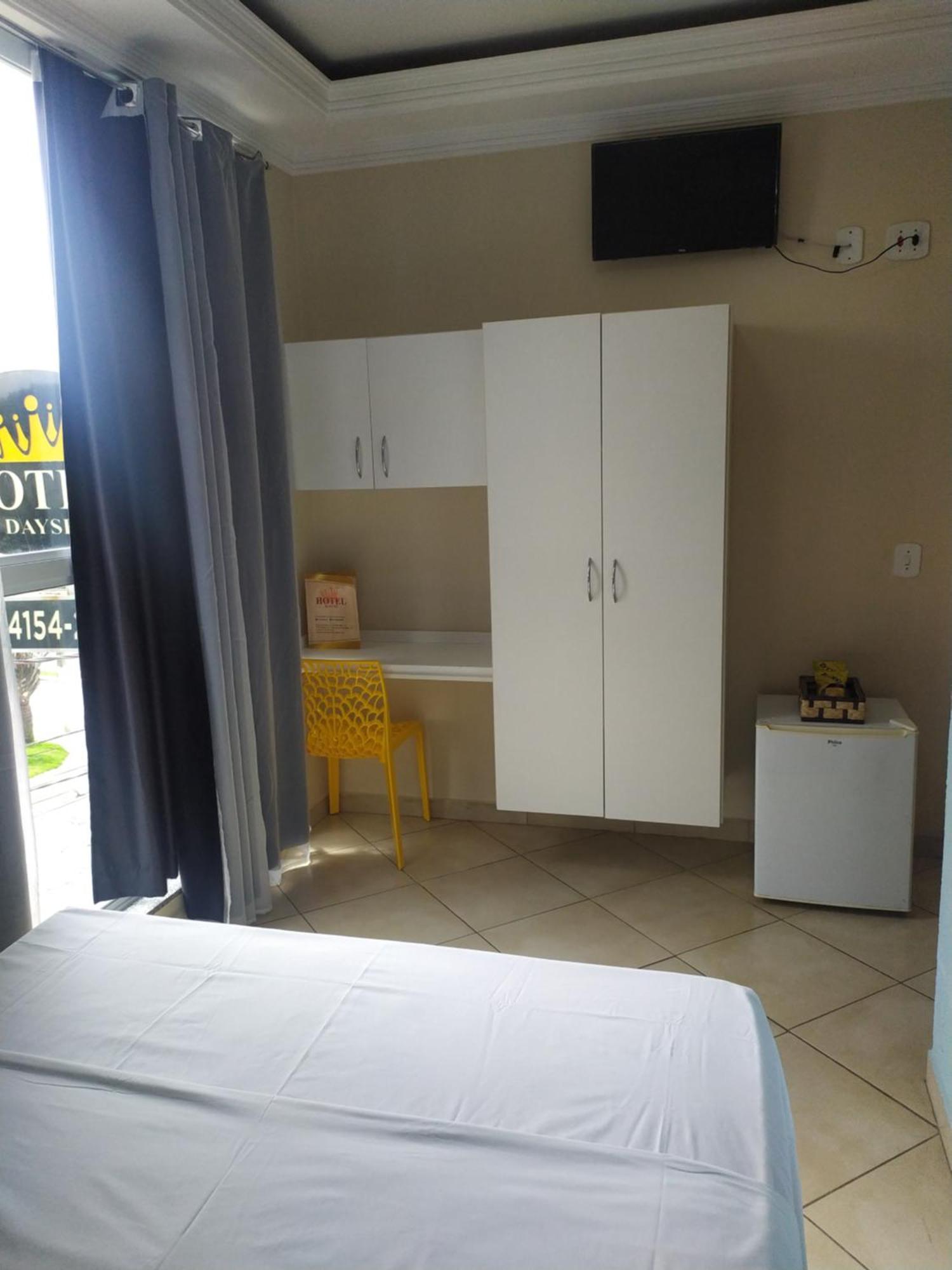 Hotel Dayse Santana de Parnaiba Ruang foto