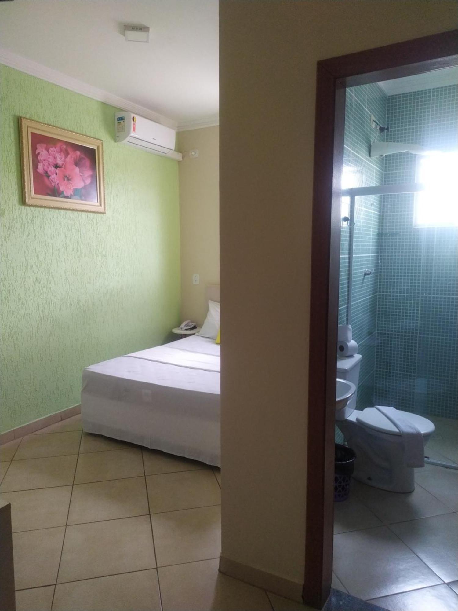 Hotel Dayse Santana de Parnaiba Ruang foto