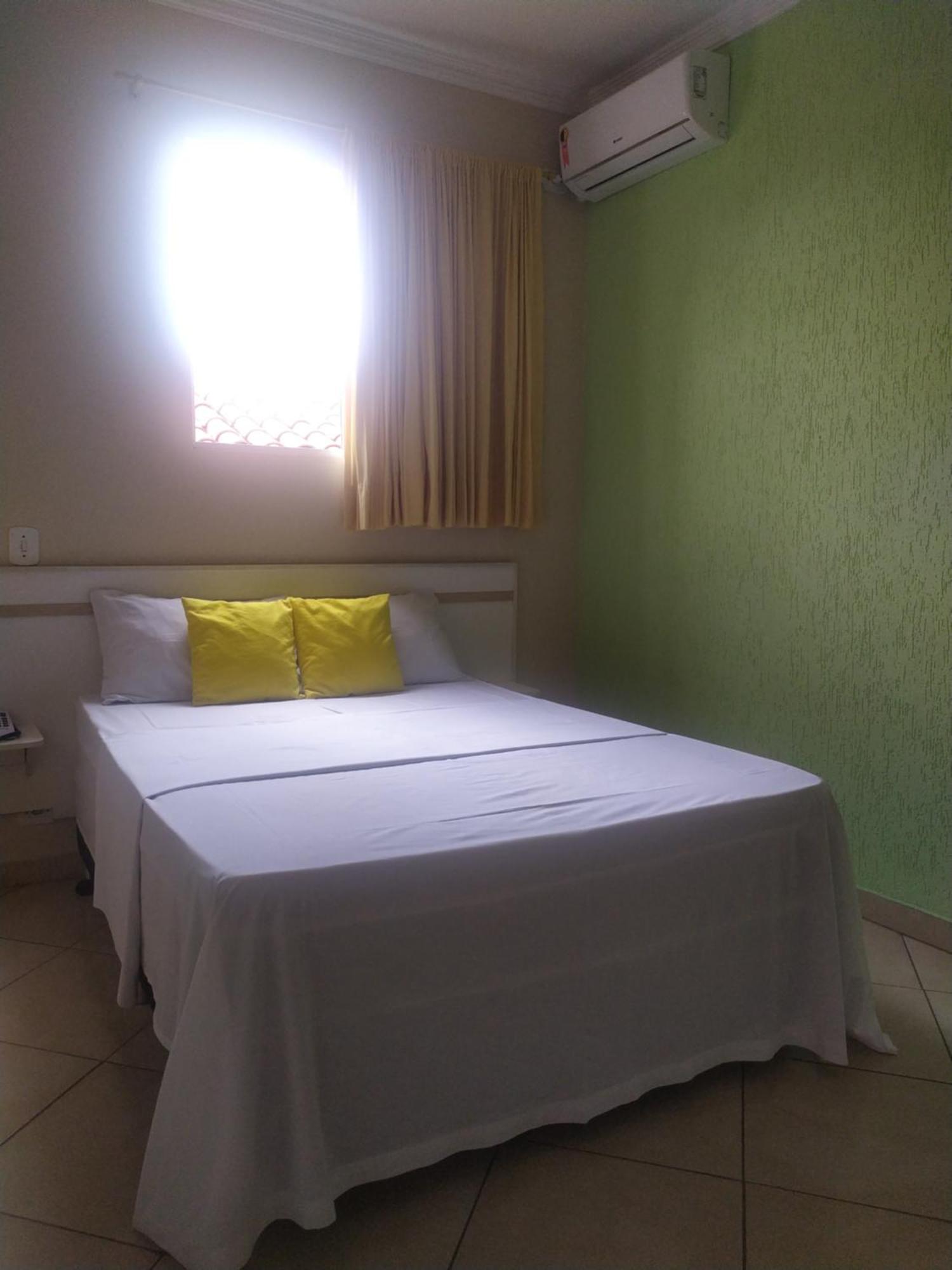 Hotel Dayse Santana de Parnaiba Ruang foto