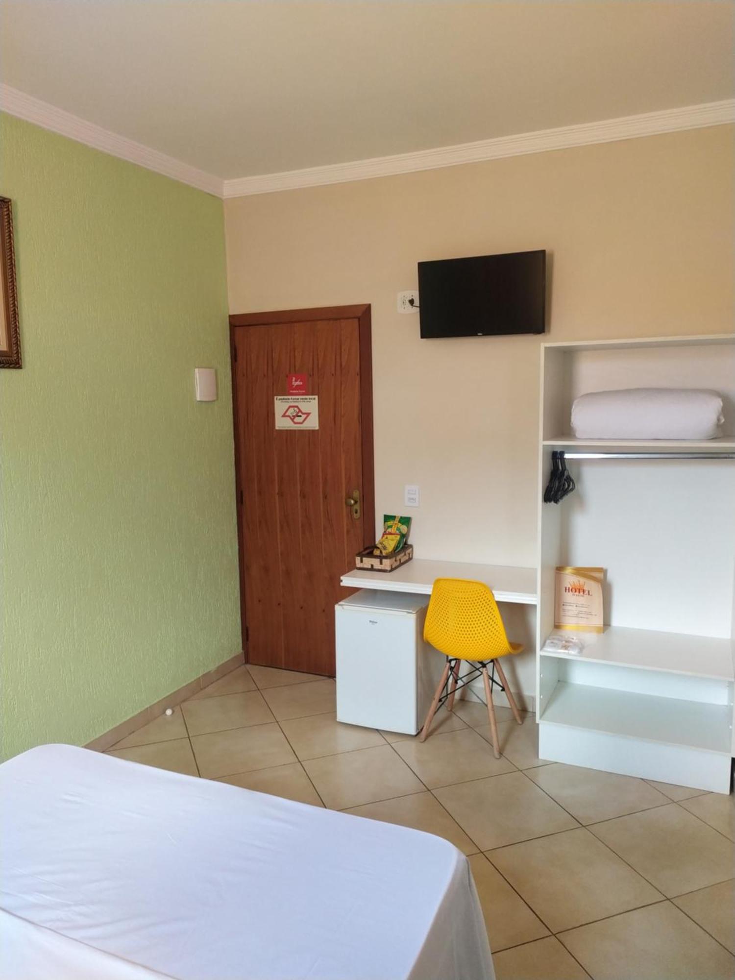 Hotel Dayse Santana de Parnaiba Ruang foto