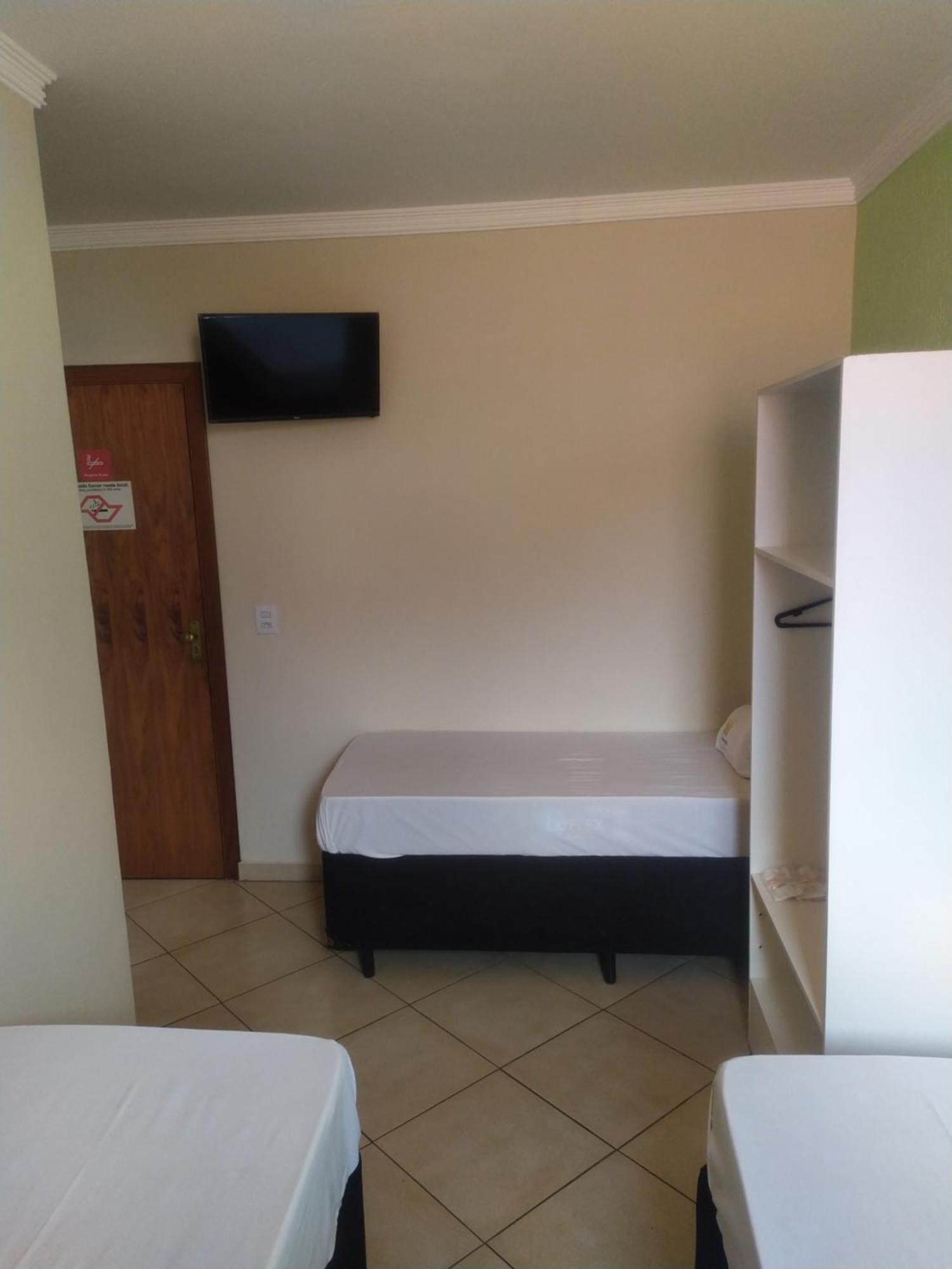 Hotel Dayse Santana de Parnaiba Ruang foto